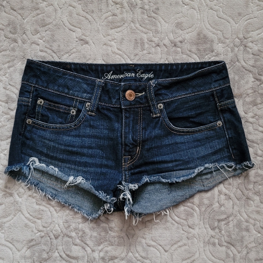 American eagle low rise jean shorts 00
